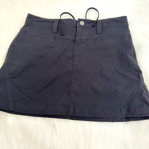 ATHLETA Dipper Skort Nylon Skirt Short Outdoor Golf Hike Black Sz 4P #773823-01
